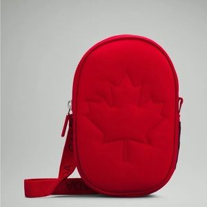 BNWT team Canada crossbody bag